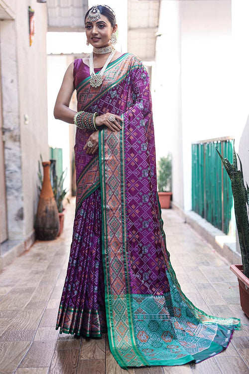 Load image into Gallery viewer, Fancifull Purple Patola Silk Saree with Traditional Blouse Piece
