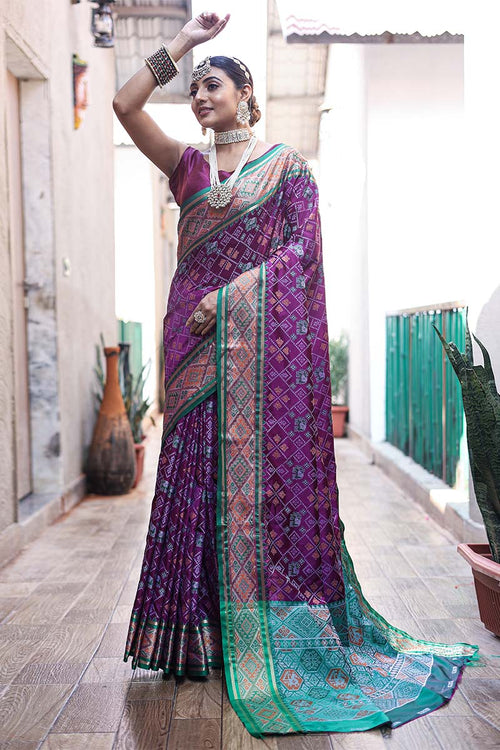 Load image into Gallery viewer, Fancifull Purple Patola Silk Saree with Traditional Blouse Piece
