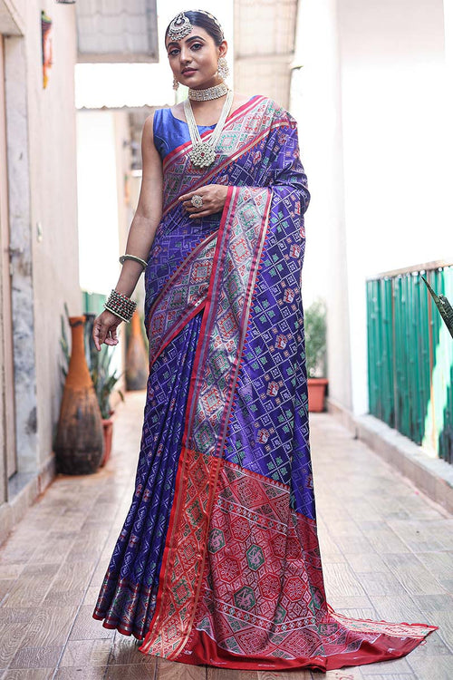 Load image into Gallery viewer, Woebegone Royal Blue Patola Silk Saree with Artistic Blouse Piece
