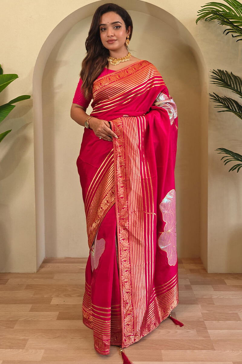 Gleaming Dark Pink Soft Banarasi Silk Saree With Phenomenal Blouse Piece