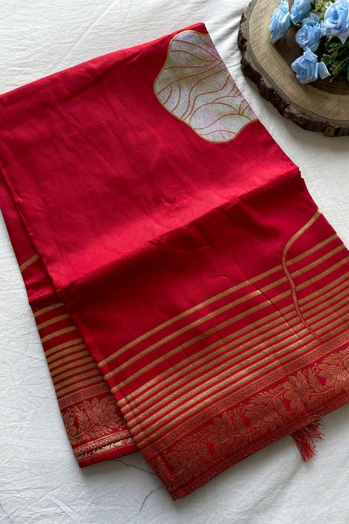 Load image into Gallery viewer, Admirable Red Soft Banarasi Silk Saree With Excellent Blouse Piece
