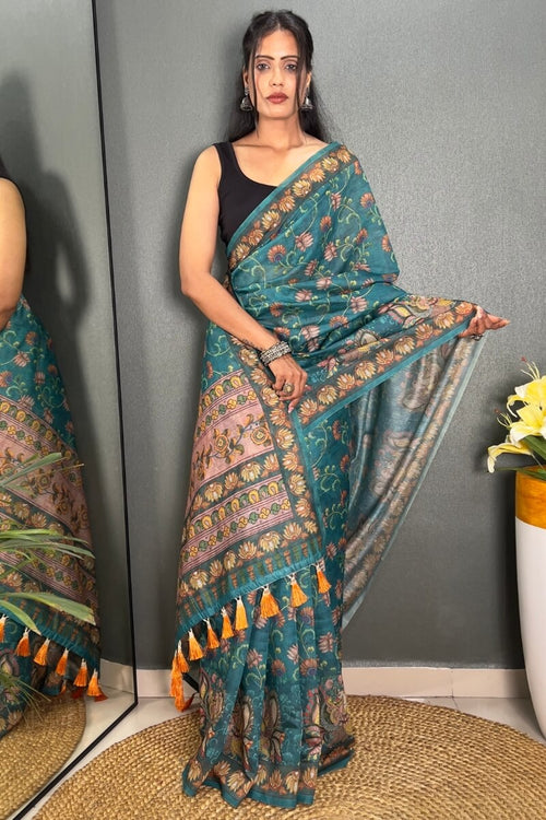 Load image into Gallery viewer, Redolent Rama Kalamkari Printed Saree With Denouement Blouse Piece
