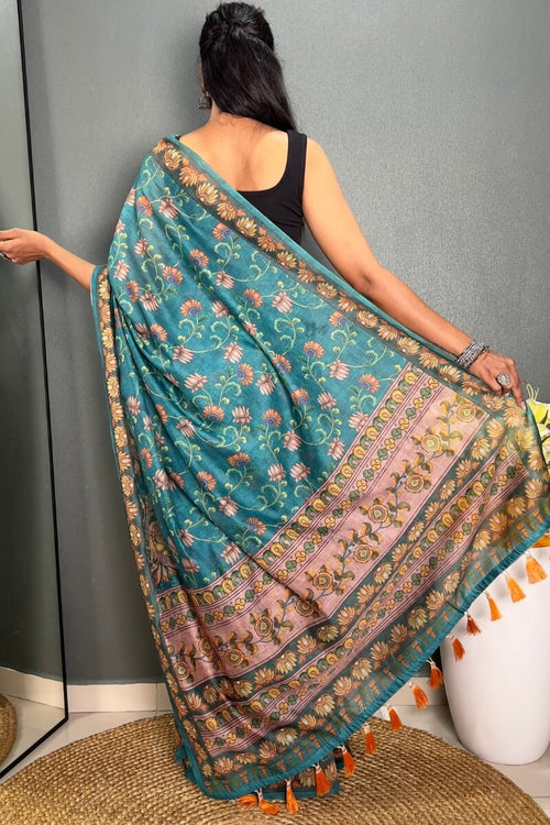 Load image into Gallery viewer, Redolent Rama Kalamkari Printed Saree With Denouement Blouse Piece
