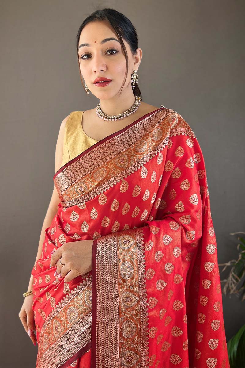 Gorgeous Red Soft Banarasi Silk Saree With Woebegone Blouse Piece