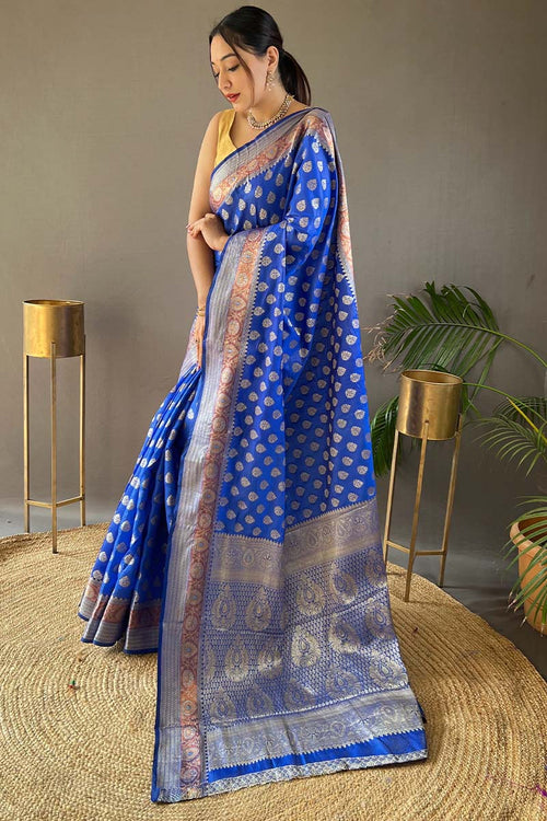 Load image into Gallery viewer, Alluring Royal Blue Soft Banarasi Silk Saree With Amiable Blouse Piece
