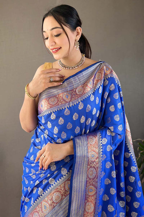 Load image into Gallery viewer, Alluring Royal Blue Soft Banarasi Silk Saree With Amiable Blouse Piece
