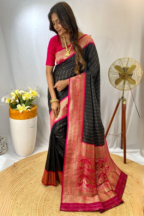 Load image into Gallery viewer, Sizzling Black Soft Banarasi Silk Saree With Gratifying Blouse Piece
