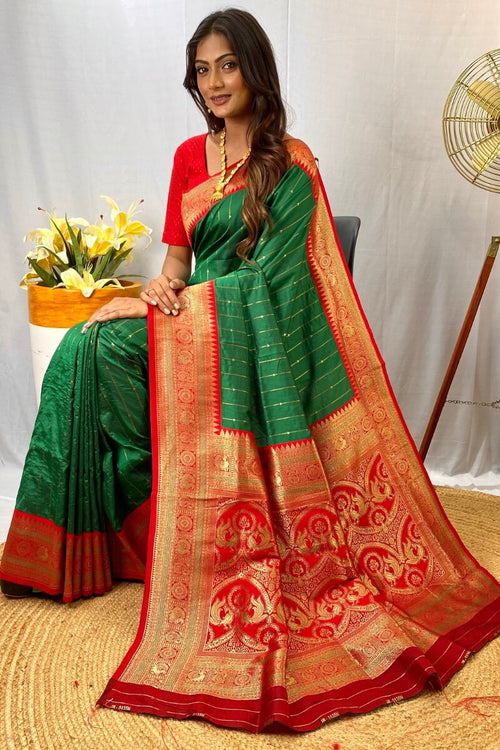 Load image into Gallery viewer, Ethnic Green Soft Banarasi Silk Saree With Delightful Blouse Piece
