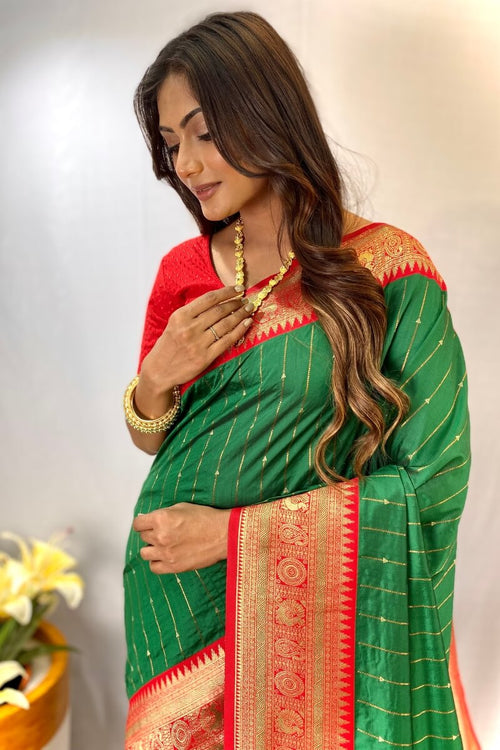 Load image into Gallery viewer, Ethnic Green Soft Banarasi Silk Saree With Delightful Blouse Piece
