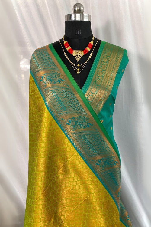 Load image into Gallery viewer, Charming Mehndi Kanjivaram Silk Saree With Refreshing Blouse Piece
