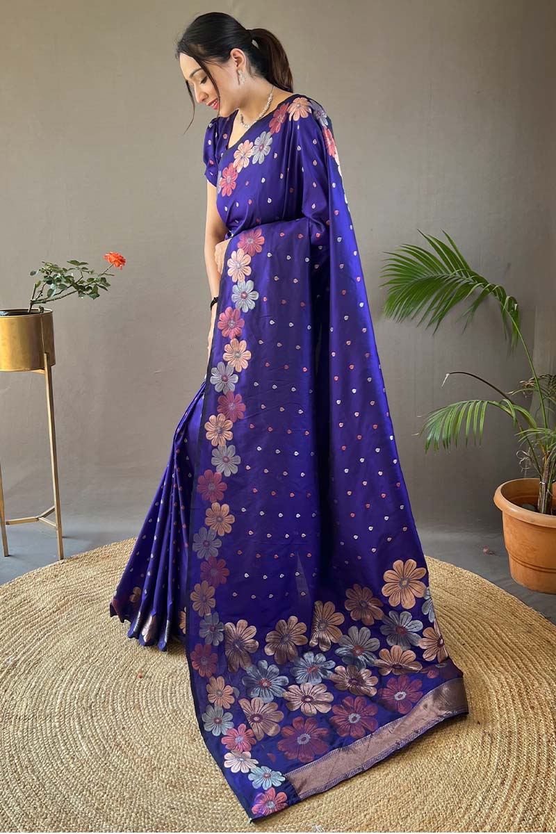 Prominent Royal Blue Soft Banarasi Silk Saree With Glorious Blouse Piece