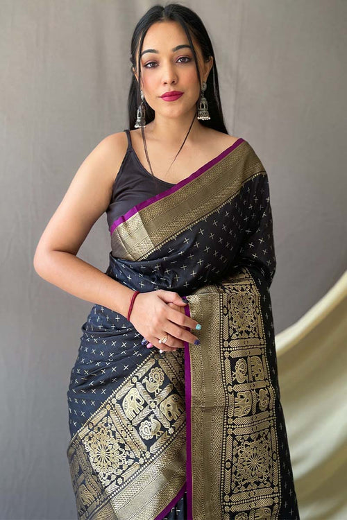 Load image into Gallery viewer, Fantabulous Black Soft Banarasi Silk Saree With Splendiferous Blouse Piece
