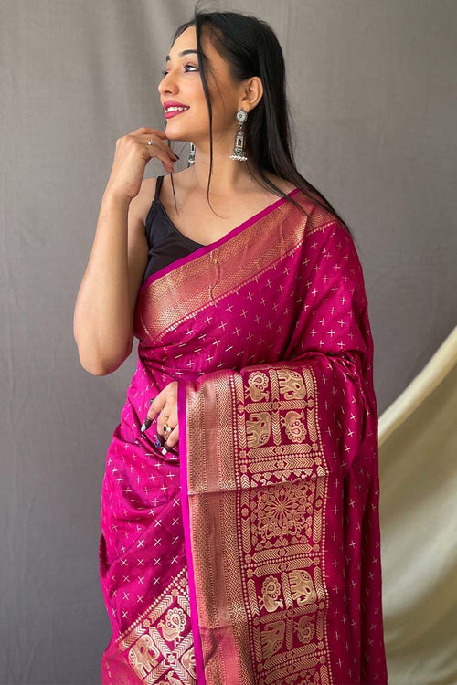 Load image into Gallery viewer, Lissome Dark Pink Soft Banarasi Silk Saree With Evocative Blouse Piece
