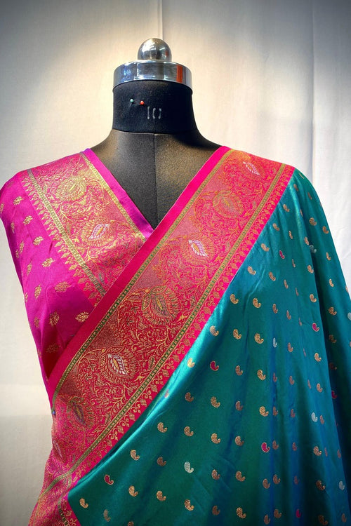 Load image into Gallery viewer, Evanescent Rama Soft Banarasi Silk Saree With Petrichor Blouse Piece
