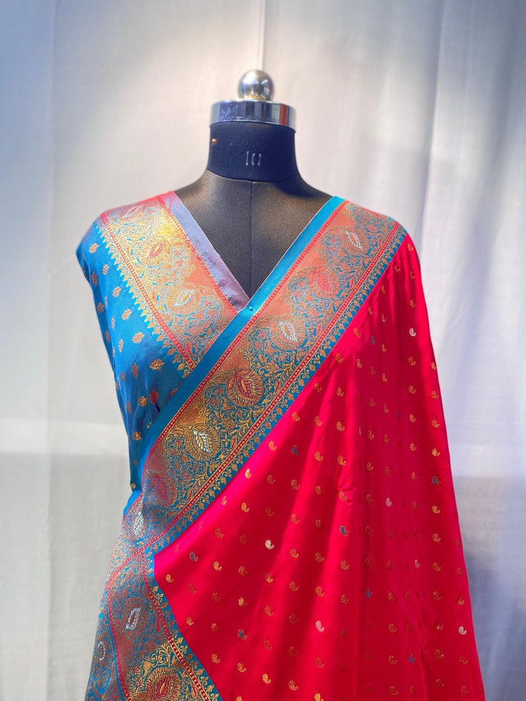 Susurrous Red Soft Banarasi Silk Saree With Confounding Blouse Piece