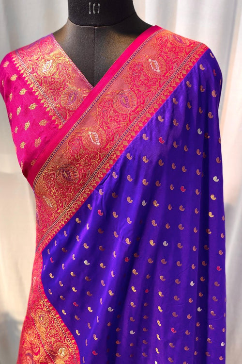 Load image into Gallery viewer, Tempting Royal Blue Soft Banarasi Silk Saree With Prodigal Blouse Piece
