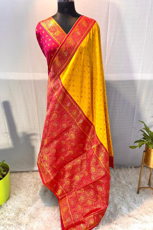 Load image into Gallery viewer, Ornate Yellow Soft Banarasi Silk Saree With Exemplary Blouse Piece
