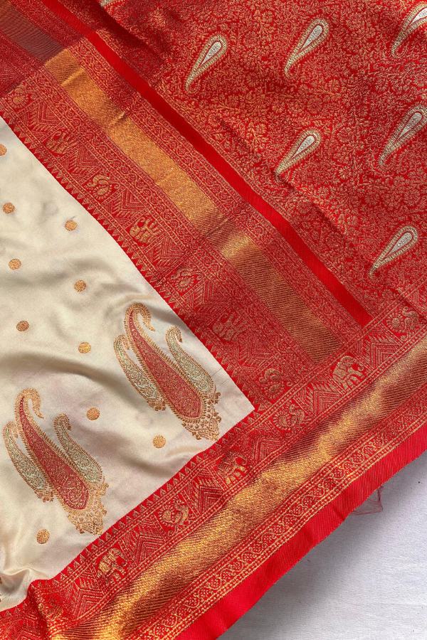 Excellent Beige Soft Banarasi Silk Saree With Demesne Blouse Piece