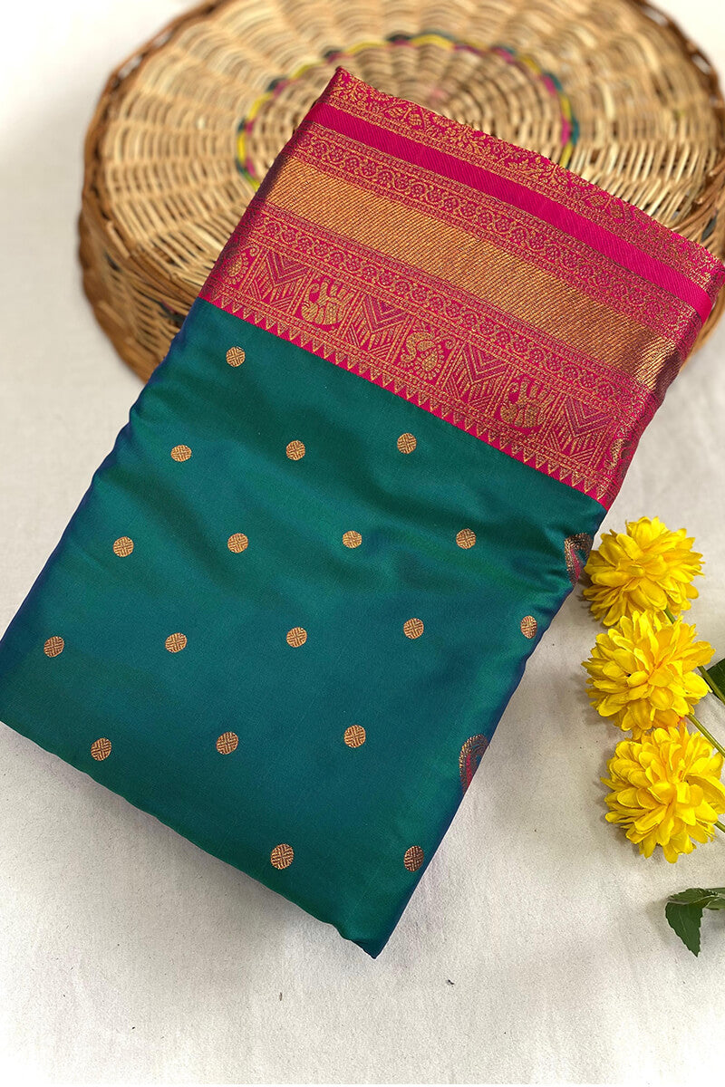 Pleasurable Dark Green Soft Banarasi Silk Saree With Transcendent Blouse Piece