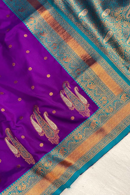 Load image into Gallery viewer, Desuetude Purple Soft Banarasi Silk Saree With Beauteous Blouse Piece
