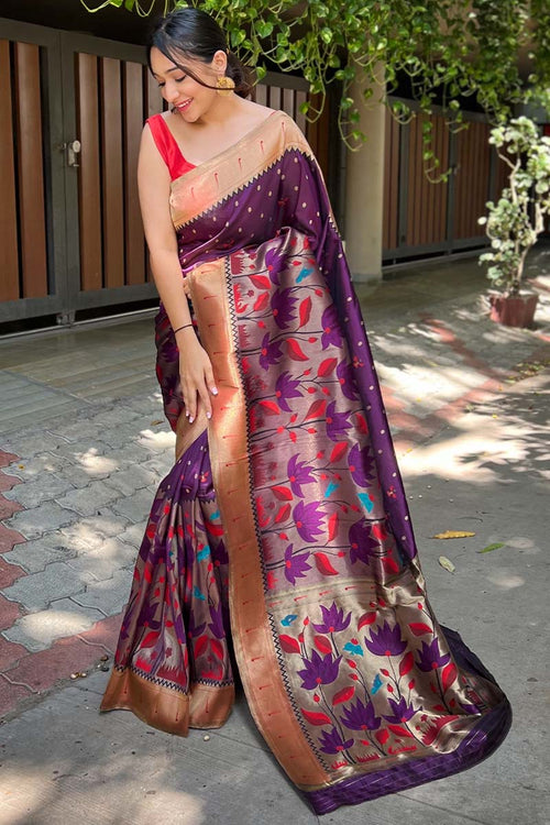 Load image into Gallery viewer, Enticing Wine Paithani Silk Saree With Conflate Blouse Piece
