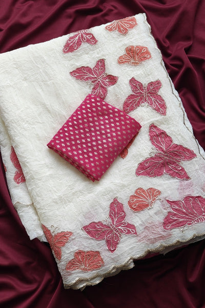 Excellent Off White Embroidery Work Crush Chiffon Silk Saree With Vivacious Blouse Piece