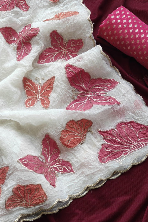 Load image into Gallery viewer, Excellent Off White Embroidery Work Crush Chiffon Silk Saree With Vivacious Blouse Piece
