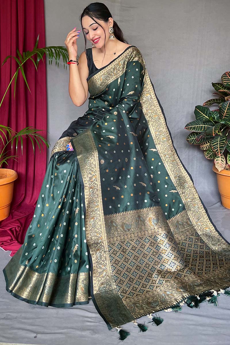 Unequalled Dark Green Soft Banarasi Silk Saree With Exemplary Blouse Piece