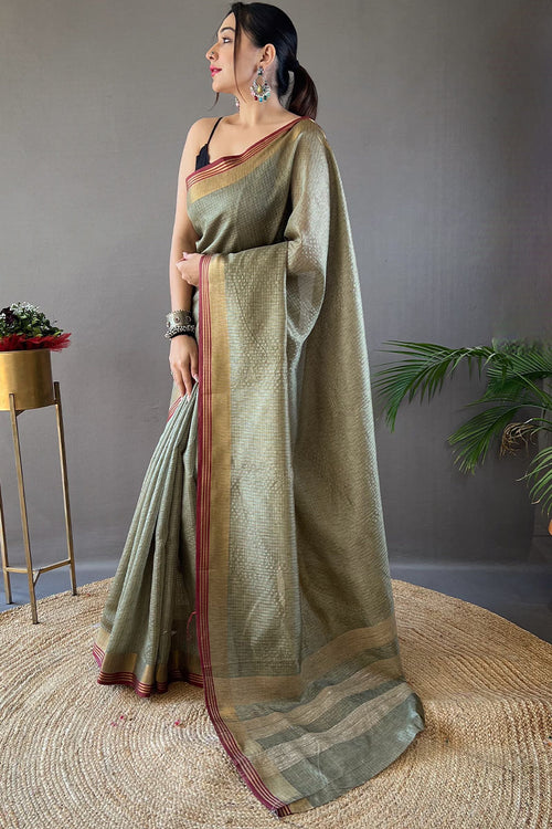 Load image into Gallery viewer, Inspiring Green Soft Banarasi Silk Saree With Opulent Blouse Piece
