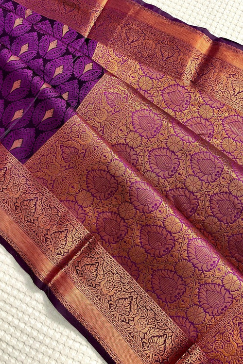 Load image into Gallery viewer, Blooming Purple Soft Banarasi Silk Saree With Ravishing Blouse Piece
