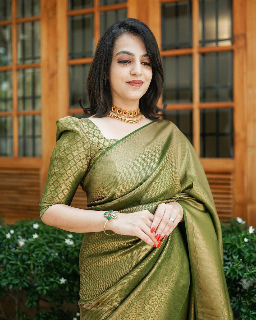Forest green satin saree with hand painted madhubani pallu & benarasi –  Sujatra