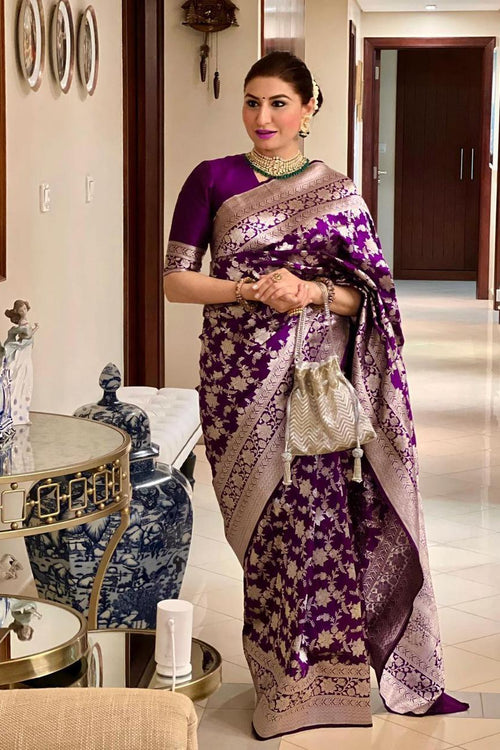 Load image into Gallery viewer, Effervescent Wine Soft Banarasi Silk Saree With Elision Blouse Piece

