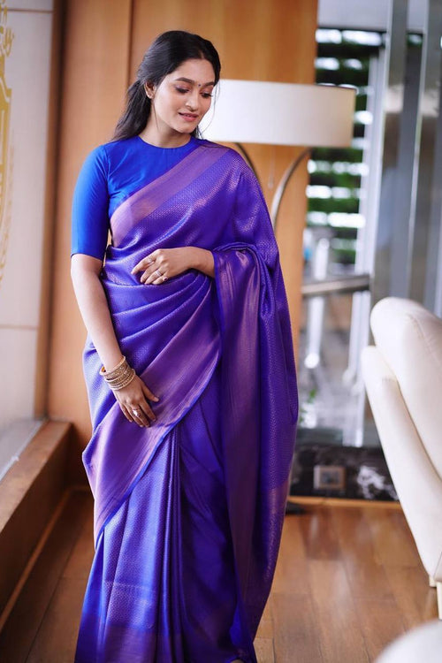 Load image into Gallery viewer, Adoring Blue Soft Silk Saree With Tempting Blouse Piece
