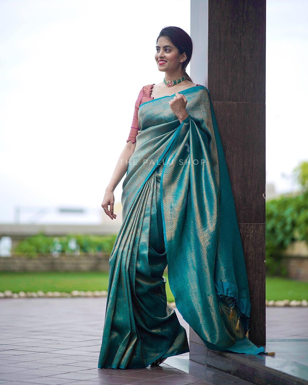 Rama Green kanjivaram Silk Saree With Zari Weaving Work – Bahuji - Online  Fashion & Lifestyle Store