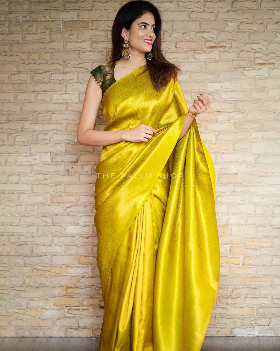 Lissome Yellow Soft Silk Saree with Panoply Blouse Piece