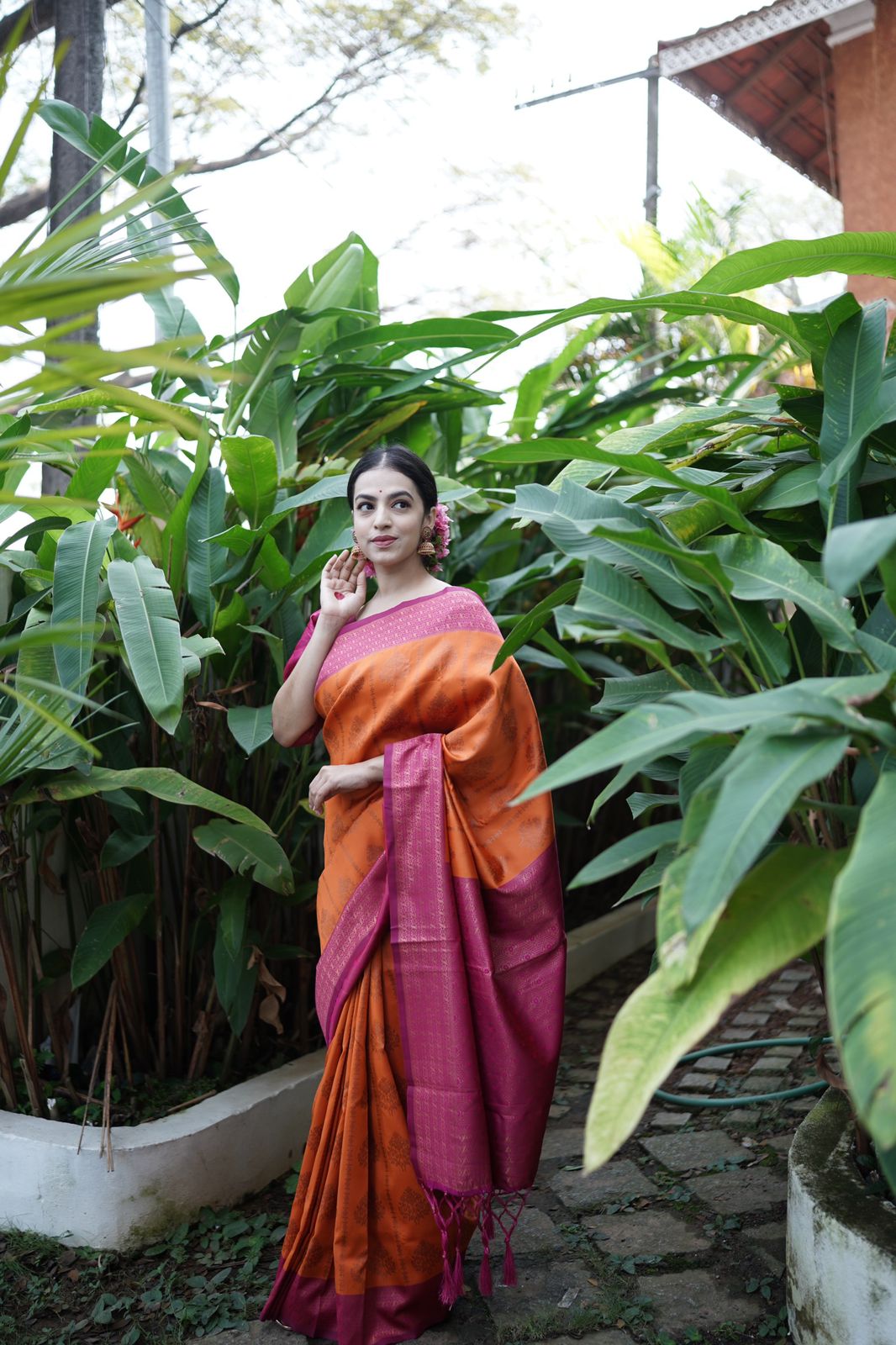 Girlish Weaving Wedding Trendy Saree -