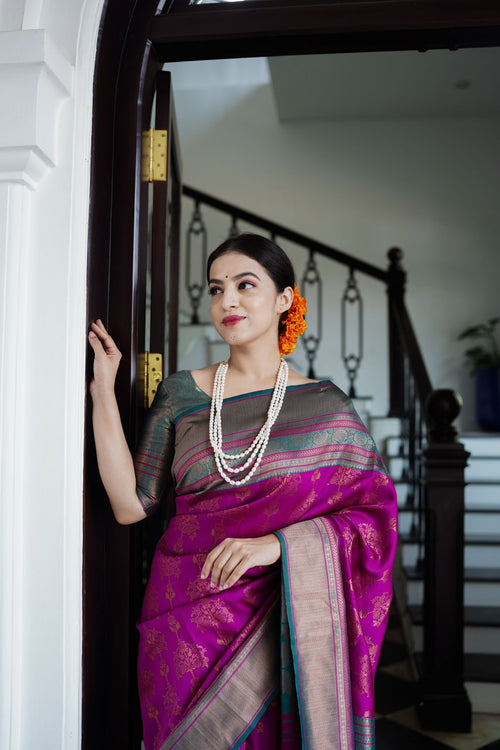 Load image into Gallery viewer, Inspiring Purple Soft Banarasi Silk Saree With Glorious Blouse Piece
