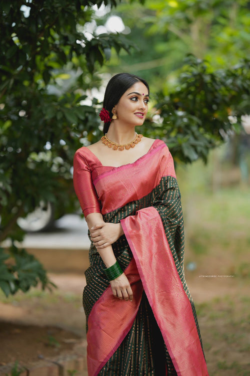Green Silk Saree | Banarasi Saree | Saree with Blouse | Wedding Saree –  Vara Vastram