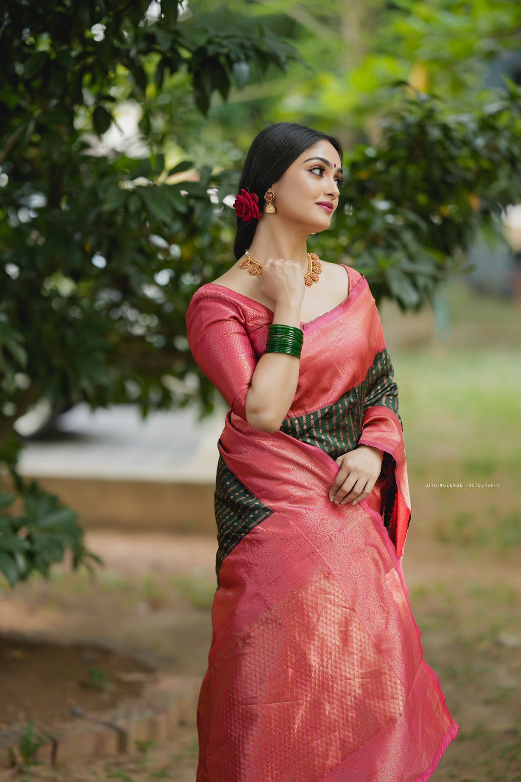 Stylish Green Soft Silk Saree With Impressive Blouse Piece