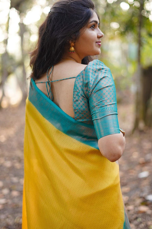 Load image into Gallery viewer, Sensational Yellow Soft Silk Saree With Angelic Blouse Piece
