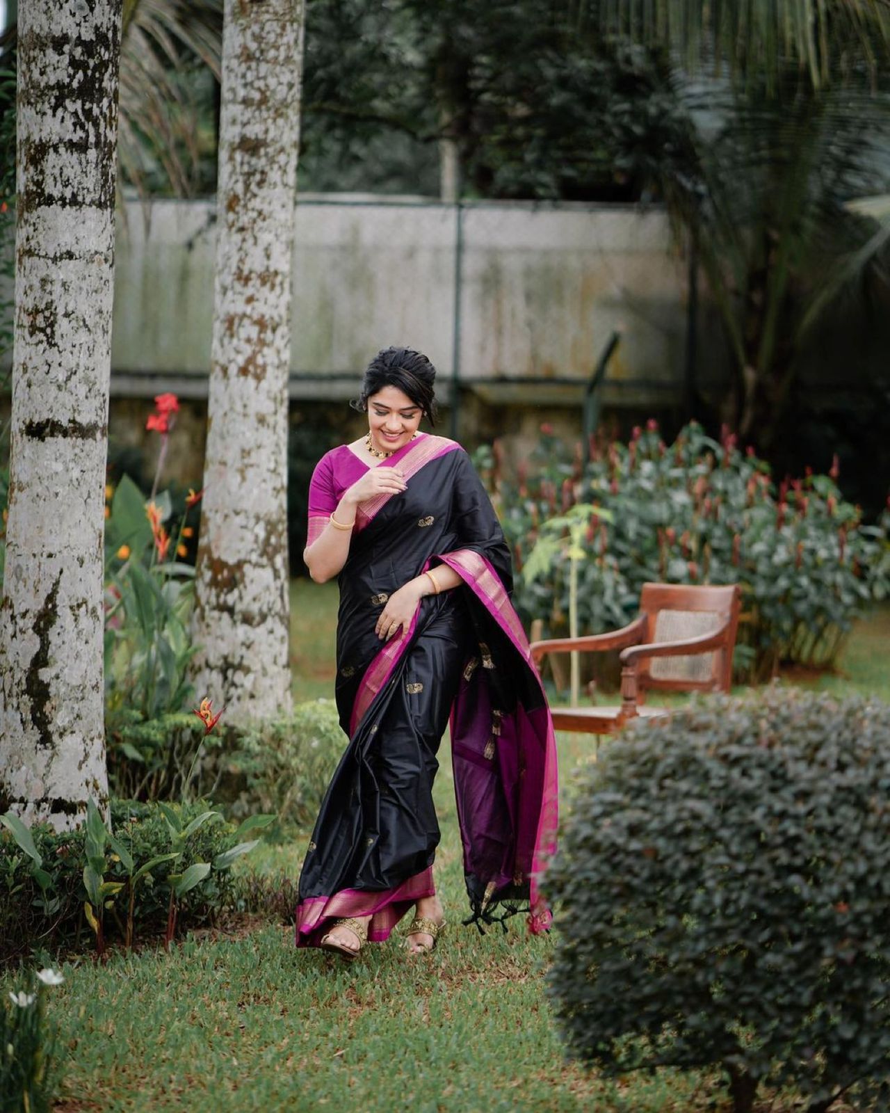 Beautiful Black Soft Banarasi Silk Saree With Girlish Blouse Piece