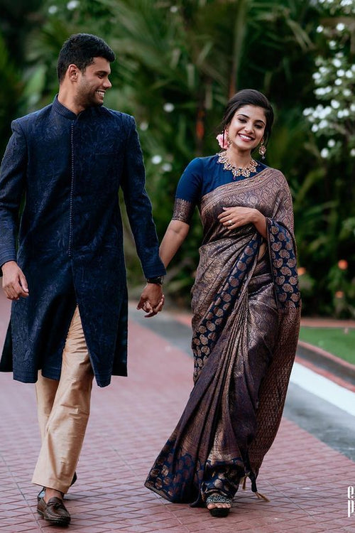 Load image into Gallery viewer, Captivating Navy Blue Soft Banarasi Silk Saree With Hypnotic Blouse Piece
