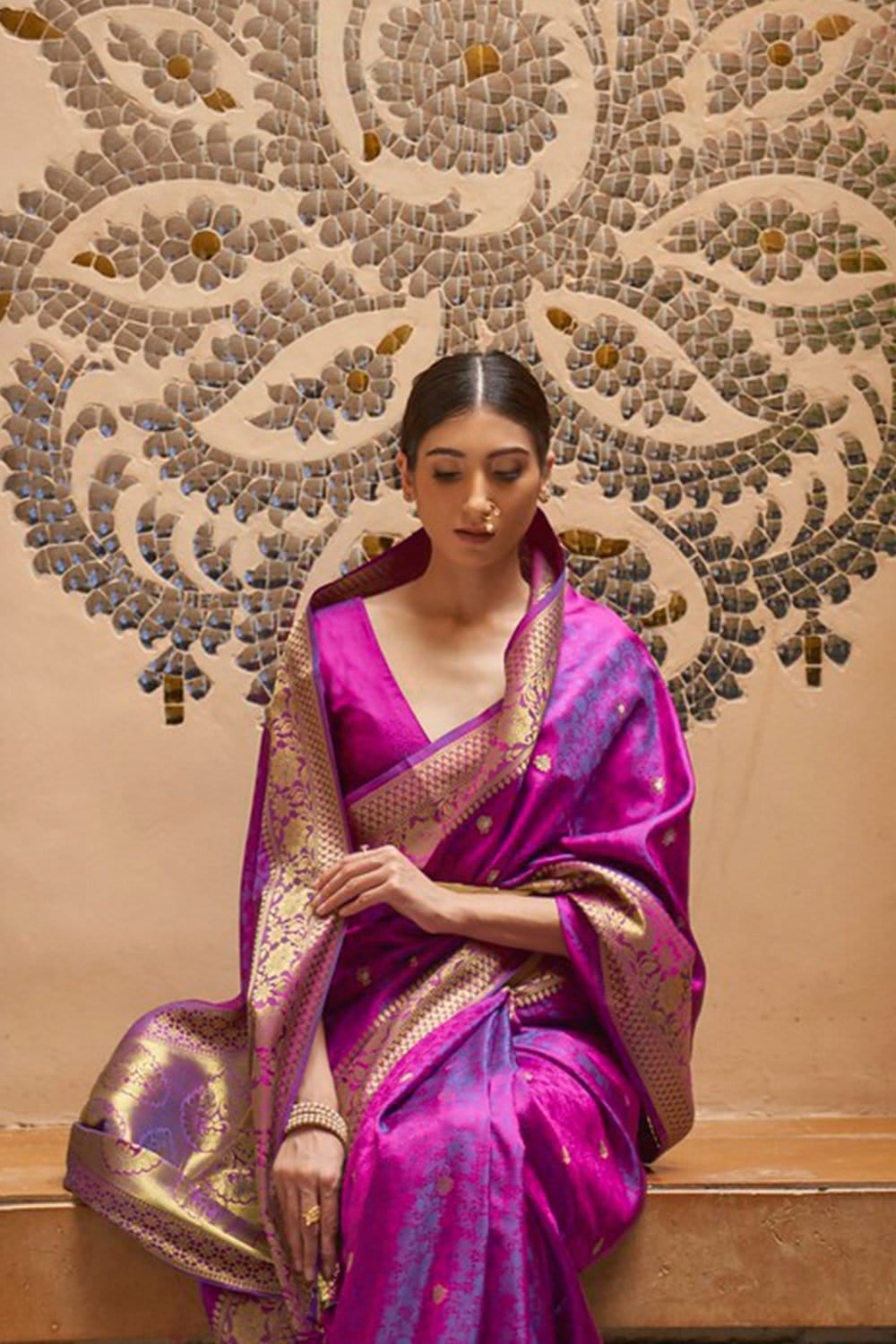 Snappy Purple Pure Kanjivaram Silk Saree with Artistic Blouse Piece