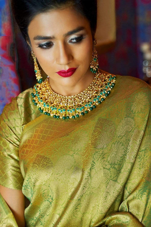 Load image into Gallery viewer, Phenomenal Green Kanjivaram Silk Saree With Outstanding Blouse Piece
