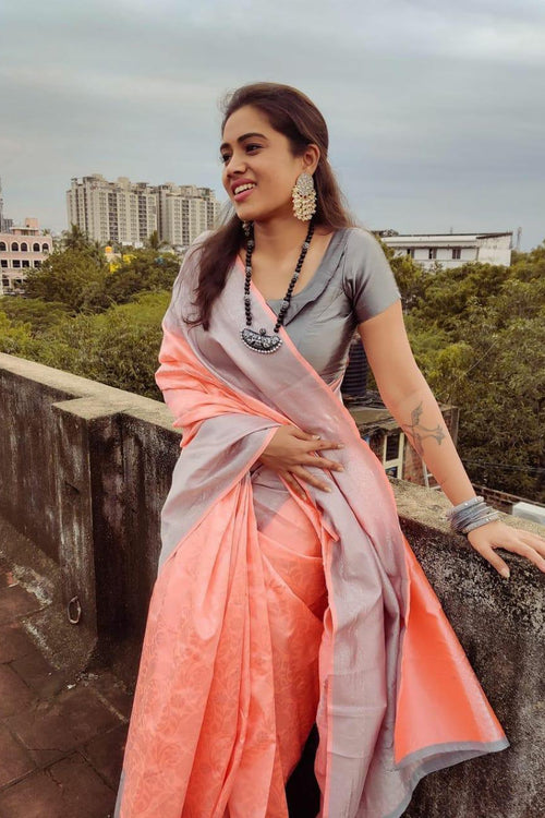 Load image into Gallery viewer, Sensational Pink Soft Silk Saree With Outstanding Blouse Piece
