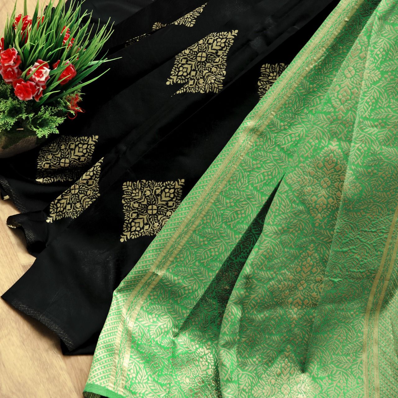 Capricious Black Soft Silk Saree With Attractive Blouse Piece