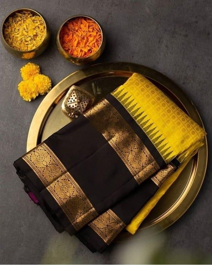 Delectable Yellow Soft Banarasi Silk Saree With Magnetic Black Blouse Piece