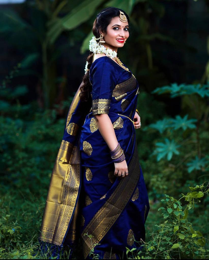Luxuriant Blue Soft Banarasi Silk Saree With Splendorous Blouse Piece