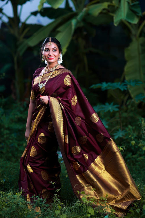 Load image into Gallery viewer, Snazzy Wine Soft Banarasi Silk Saree With Gratifying Blouse Piece
