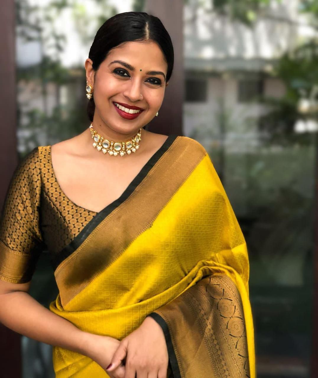 Moiety yellow Soft Banarasi Silk Saree With Panoply Blouse Piece
